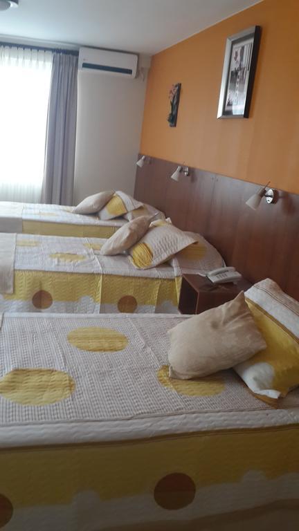 Hotel Mitru - Tarija Quarto foto